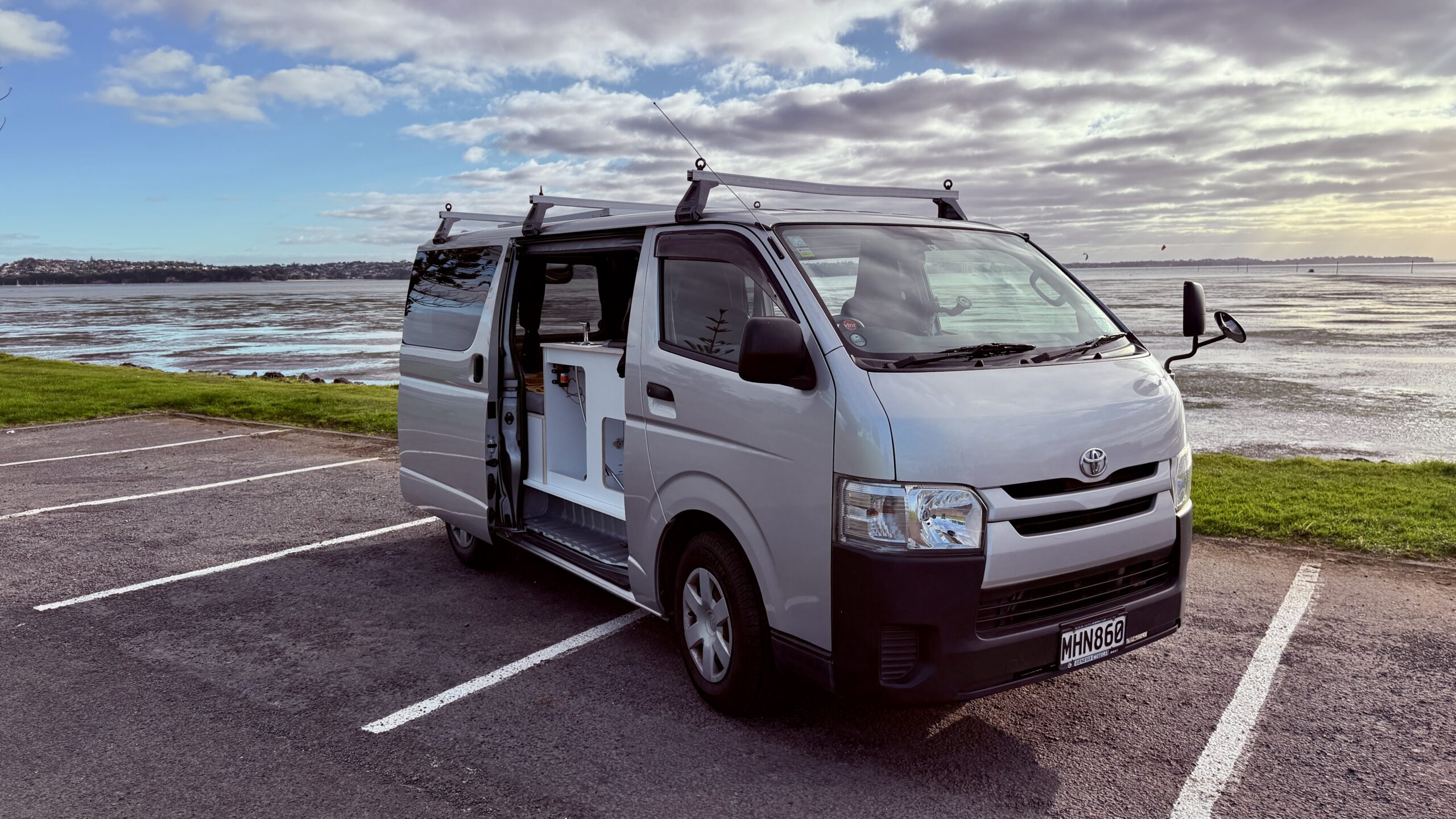 2014 Toyota Hiace